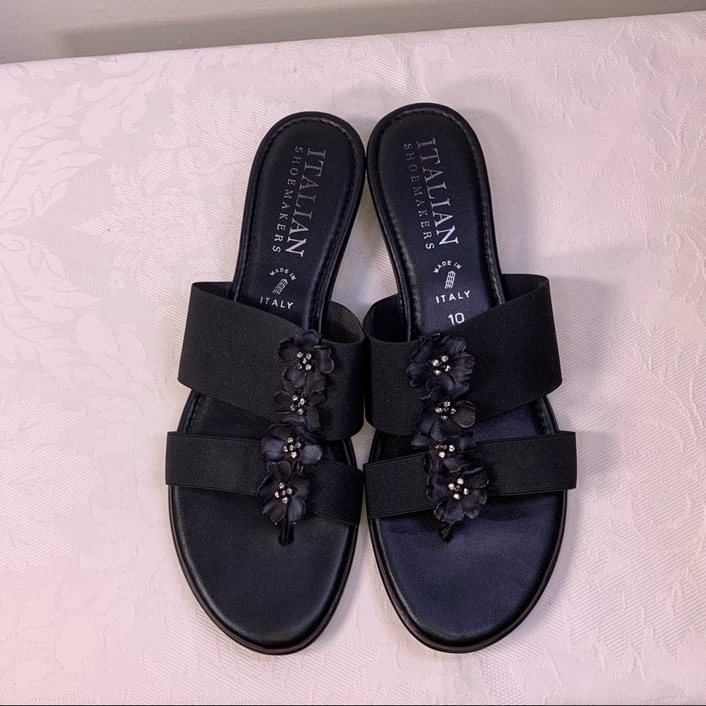 Italian shoemakers black thong sandals – size 10
